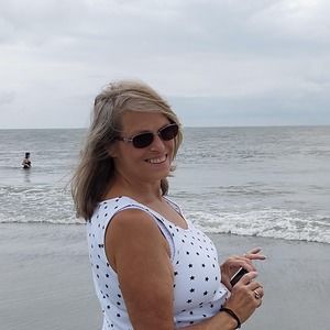 Meet your Posher, Linda